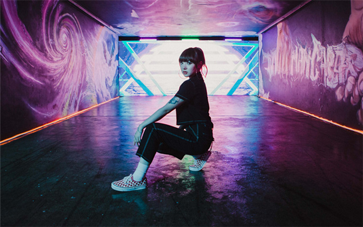 泰国新星Jannine Weigel发布全新单曲《Passcode》 A-Pop已准备就绪，站在聚光灯下