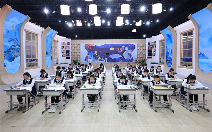 月光曲VS送别诗  四位名师“极限挑战”谁能晋级总决赛？